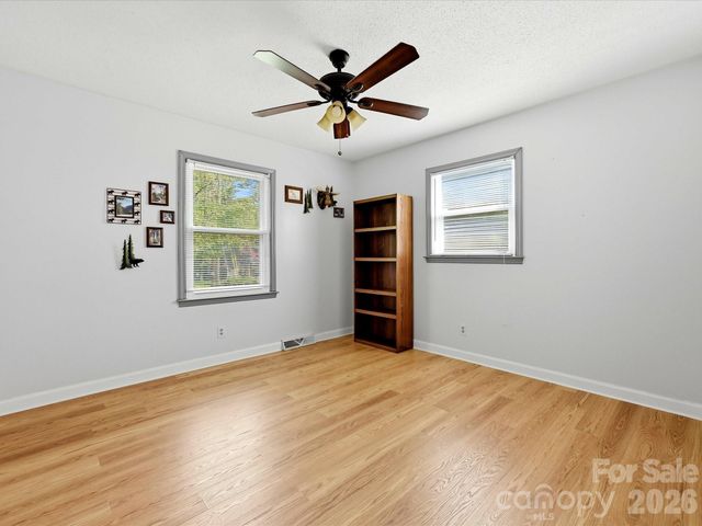 8812 Crestwood Drive, Mount Pleasant, NC 28124