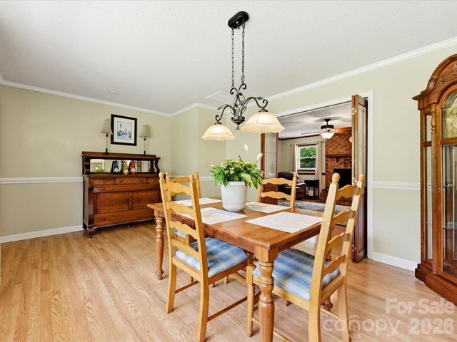 8812 Crestwood Drive, Mount Pleasant, NC 28124