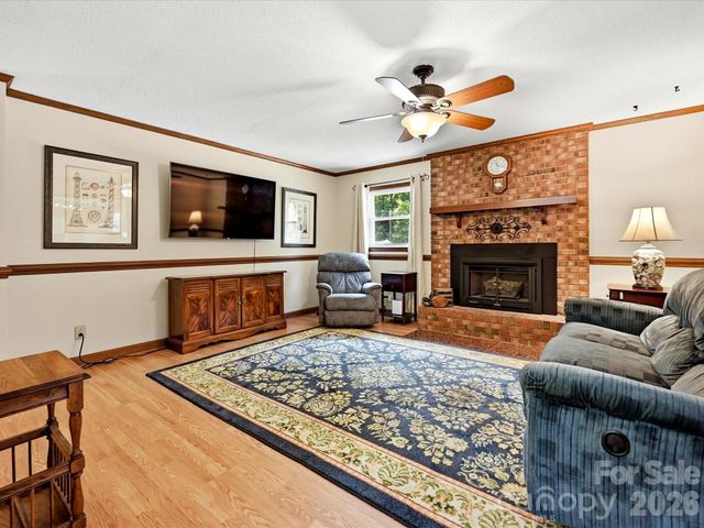 8812 Crestwood Drive, Mount Pleasant, NC 28124