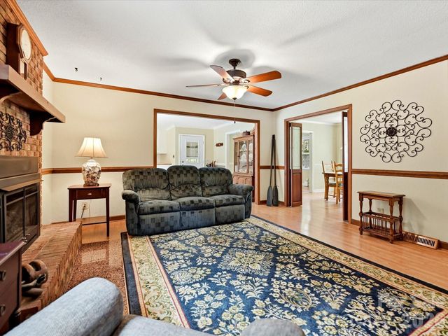 8812 Crestwood Drive, Mount Pleasant, NC 28124
