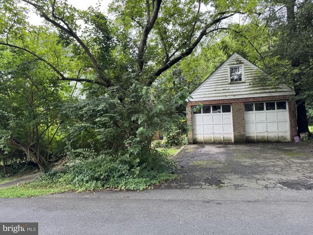 6420 SPRING TER, Falls Church, VA 22042
