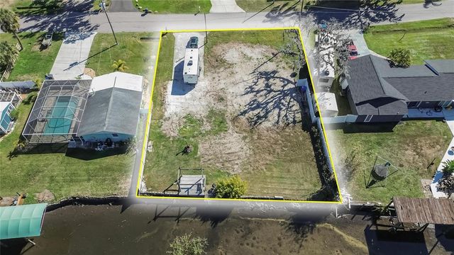 8615 PARKWAY CIRCLE, Riverview, FL 33569