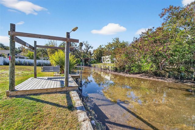 8615 PARKWAY CIRCLE, Riverview, FL 33569