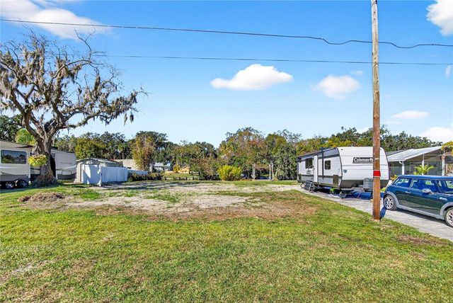 8615 PARKWAY CIRCLE, Riverview, FL 33569