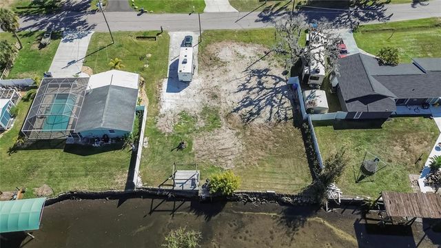 8615 PARKWAY CIRCLE, Riverview, FL 33569