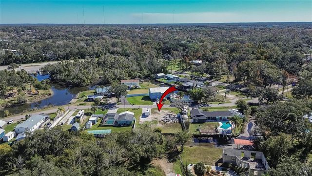 8615 PARKWAY CIRCLE, Riverview, FL 33569