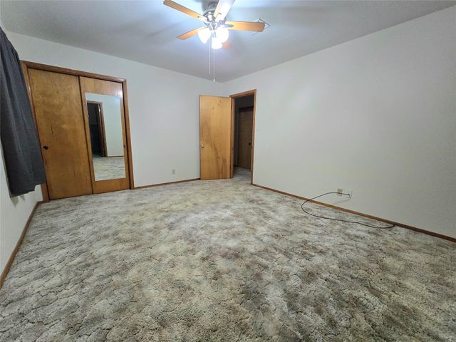 607 S Main Street, Dayton, TX 77535