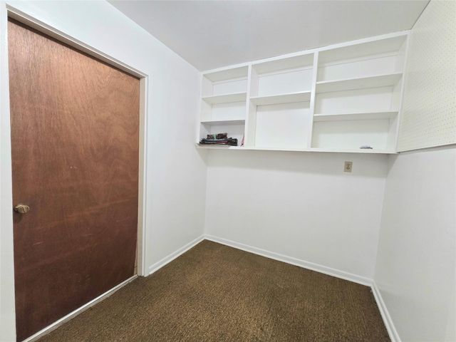 607 S Main Street, Dayton, TX 77535