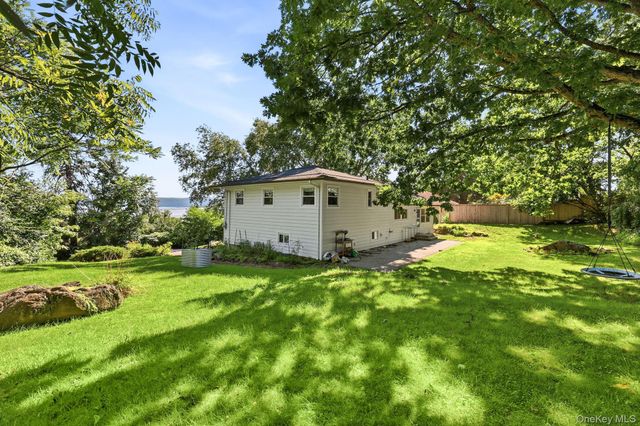 12 Wolf Road, Croton-on-hudson, NY 10520