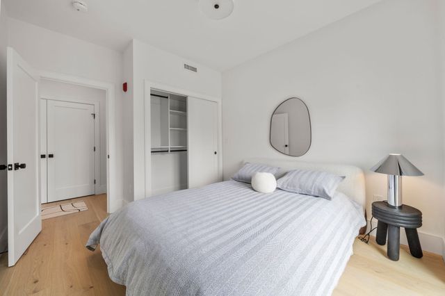 136 West 8th 3, Boston, MA 02127