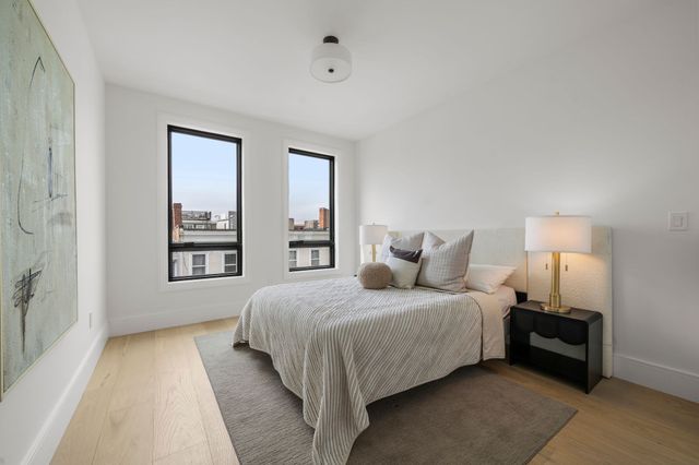 136 West 8th 3, Boston, MA 02127