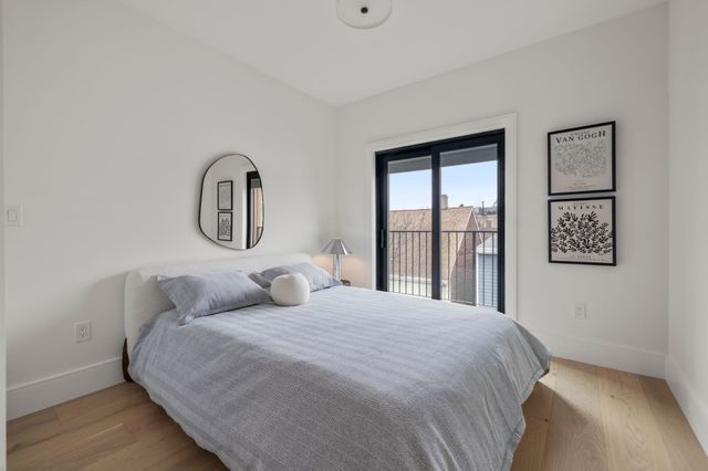 136 West 8th 3, Boston, MA 02127
