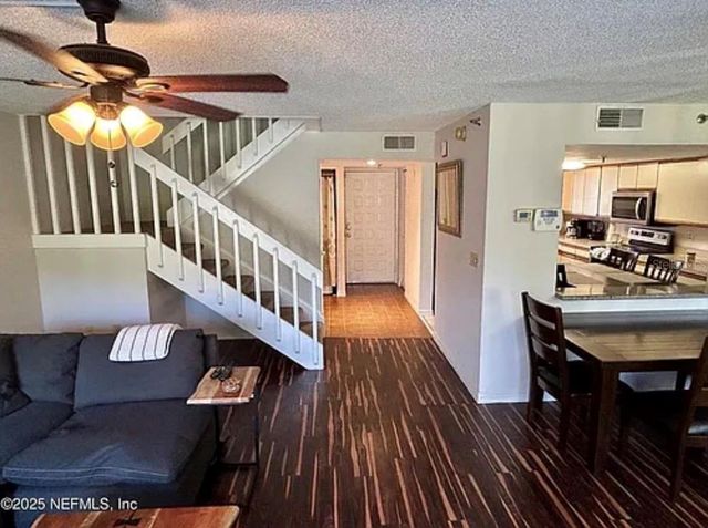 1162 CARMEL CIRCLE 100, Casselberry, FL 32707