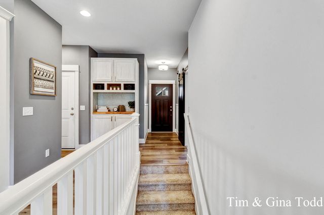 903 S Center Park Drive Sw 14, Byron Twp, MI 49315