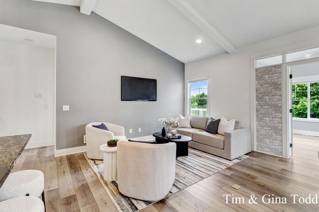 903 S Center Park Drive Sw 14, Byron Twp, MI 49315