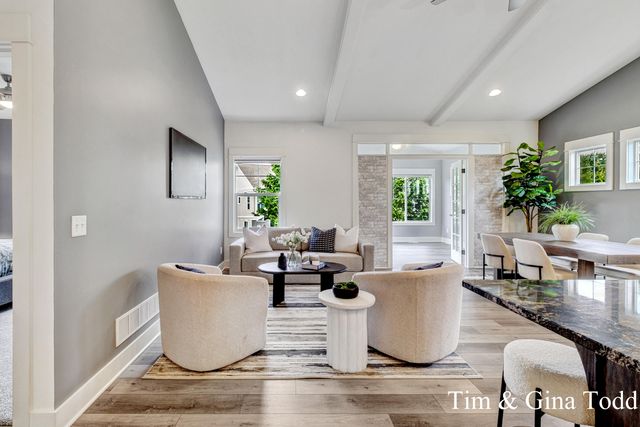 903 S Center Park Drive Sw 14, Byron Twp, MI 49315