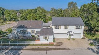 206 N Lake Avenue A & B, Spring Lake Vllg, MI 49456