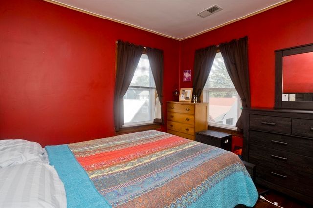 84 George Street, Westfield, MA 01085