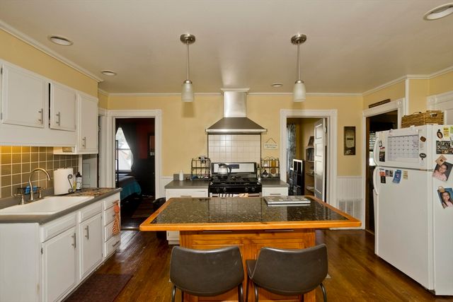 84 George Street, Westfield, MA 01085