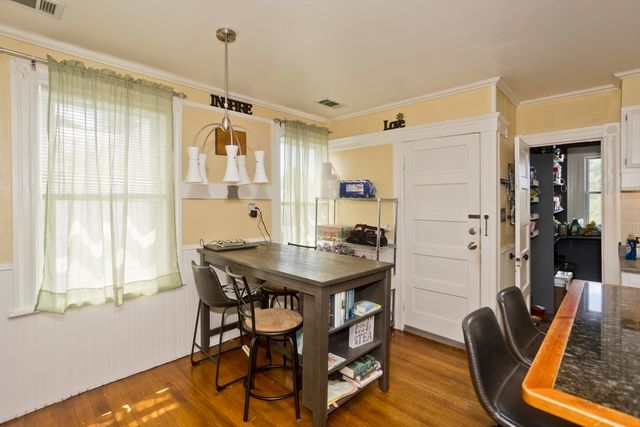 84 George Street, Westfield, MA 01085