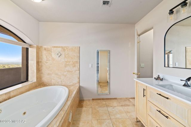 4821 E Winged Foot Place, Tucson, AZ 85718