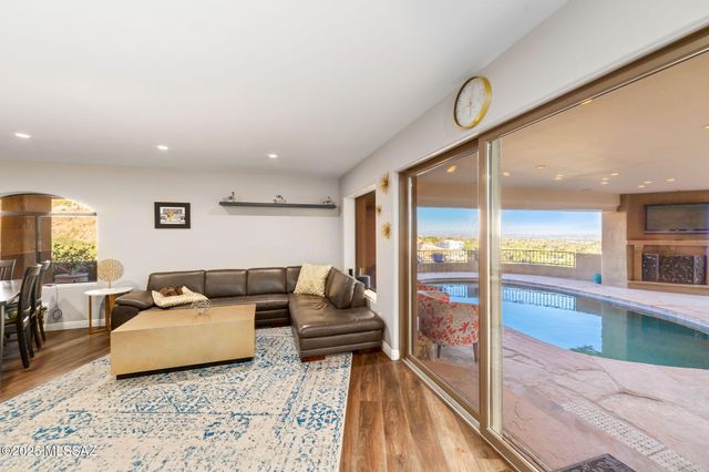 4821 E Winged Foot Place, Tucson, AZ 85718