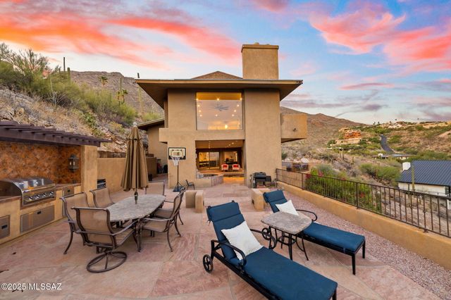 4821 E Winged Foot Place, Tucson, AZ 85718