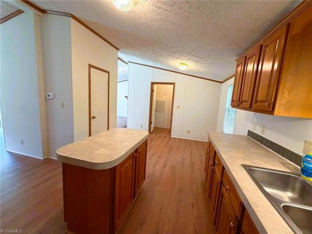 1042 Wells Creek Road, Madison, NC 27025