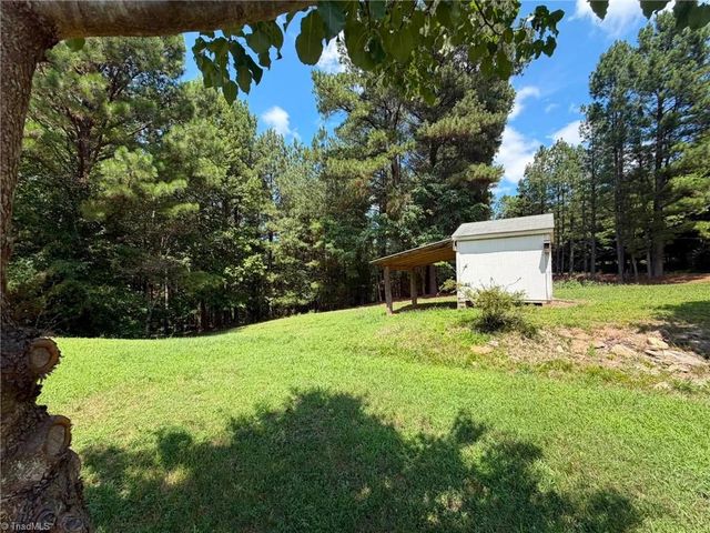 1042 Wells Creek Road, Madison, NC 27025