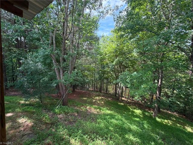 1042 Wells Creek Road, Madison, NC 27025