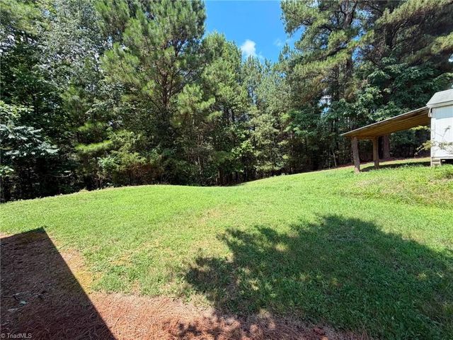 1042 Wells Creek Road, Madison, NC 27025