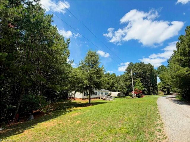 1042 Wells Creek Road, Madison, NC 27025