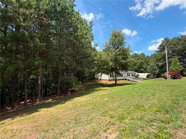 1042 Wells Creek Road, Madison, NC 27025