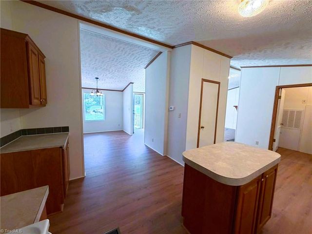 1042 Wells Creek Road, Madison, NC 27025