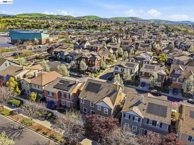 4958 Trescott Ct, Dublin, CA 94568