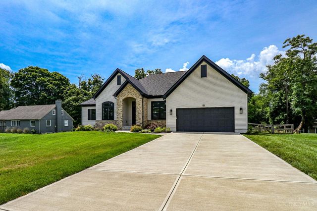 10125 Zumstein Avenue, Symmes Twp, OH 45111