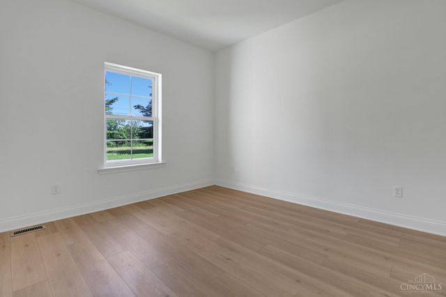 10125 Zumstein Avenue, Symmes Twp, OH 45111
