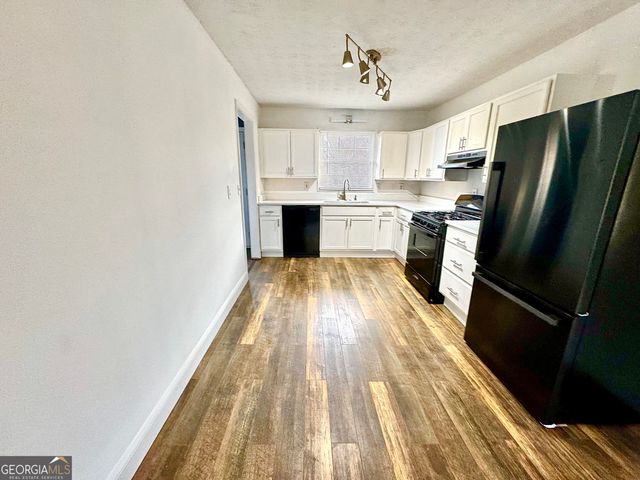 5409 Mill Valley Drive, Douglasville, GA 30135