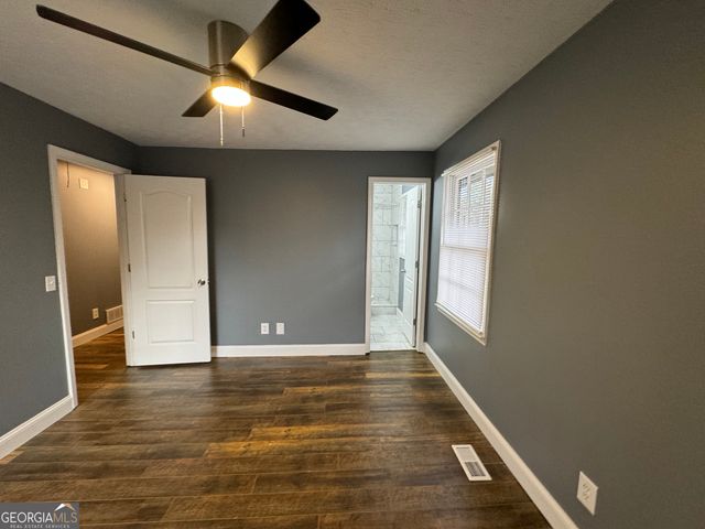 5409 Mill Valley Drive, Douglasville, GA 30135