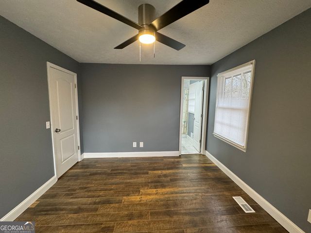 5409 Mill Valley Drive, Douglasville, GA 30135