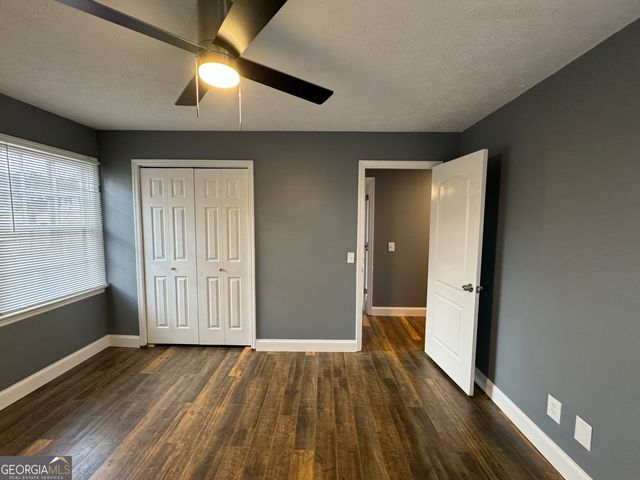 5409 Mill Valley Drive, Douglasville, GA 30135