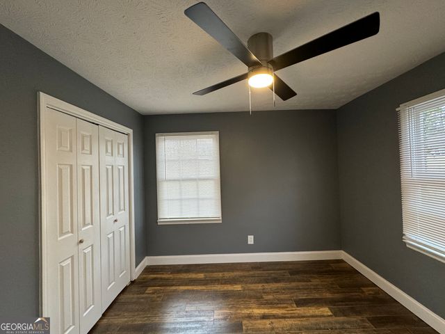 5409 Mill Valley Drive, Douglasville, GA 30135