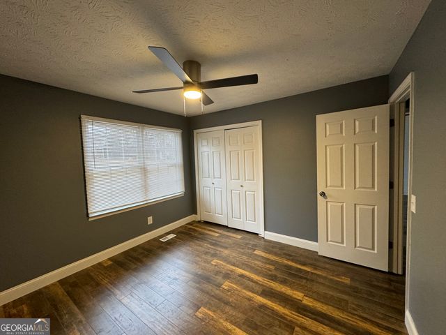 5409 Mill Valley Drive, Douglasville, GA 30135