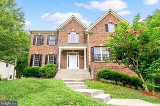 7119 BARRY RD, Alexandria, VA 22315