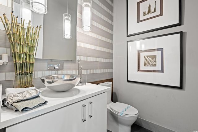 4800 Camellia Dr., Myrtle Beach, SC 29577