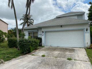 62 Willow Circle, Boynton Beach, FL 33436