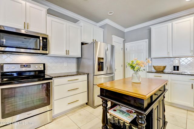 7025 PEPPERCORN Court, Jacksonville, FL 32258