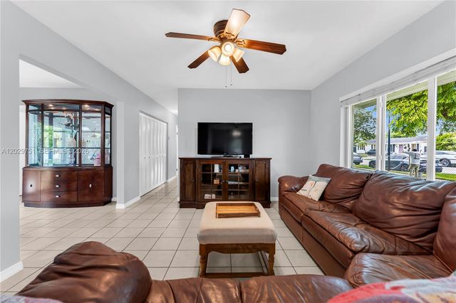 5101 SW 127th Pl, Miami, FL 33175