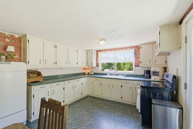 1840 Rock Springs Rd, Watertown, TN 37184