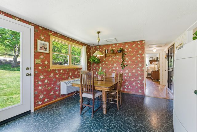1840 Rock Springs Rd, Watertown, TN 37184